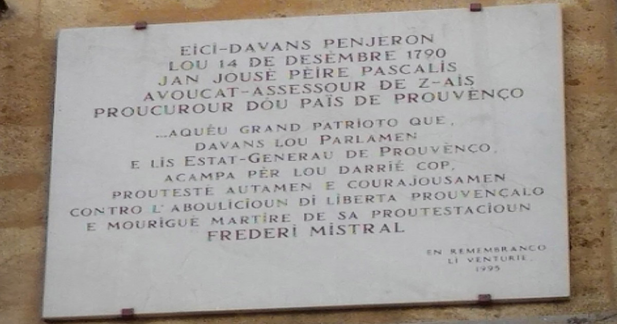 Une plaque en hommage à Pascalis sur le cours Mirabeau à Aix