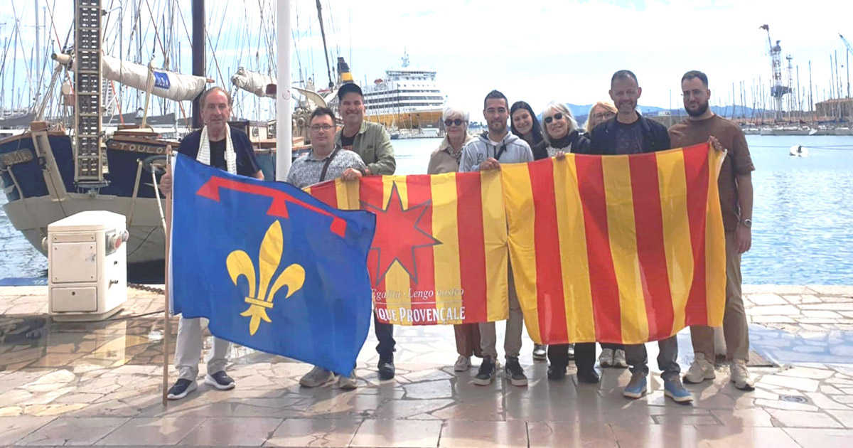 Prouvènço Nacioun sur le port de Toulon